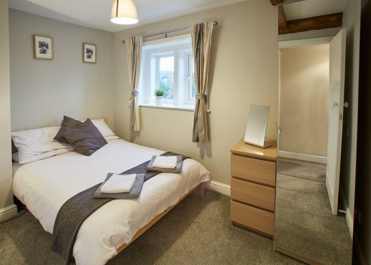 Host & Stay - Cosy Cottage Emley Exterior photo